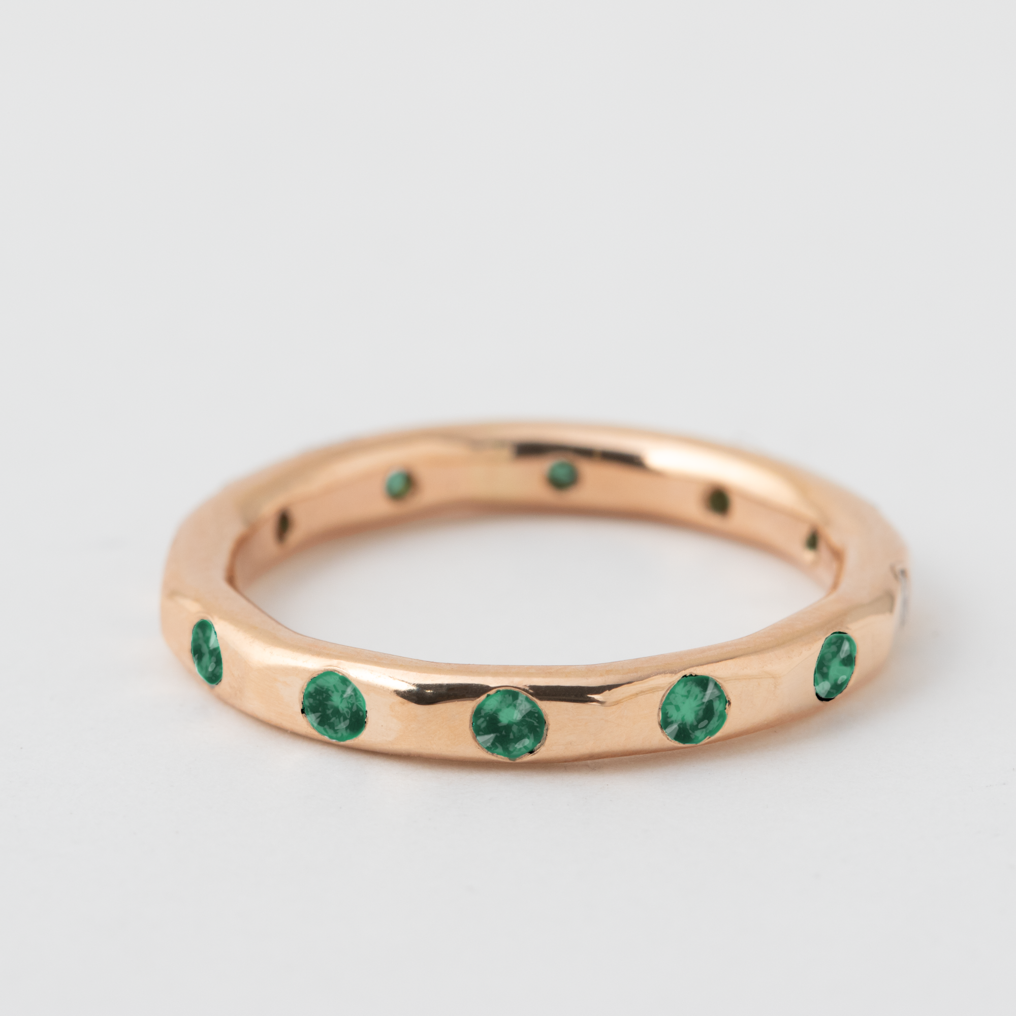 Flush Set 2mm Emerald Band - 18k Rose Gold Default Title HIDDEN 5d93c623fea3831b8f1db959cb66ffef79bbd735929d3857e84a45b2a8ba1239