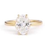 Shooting Star Oval Diamond Ring 756A2683_a90e4ec6-d65e-4888-9293-cfb045ab5526