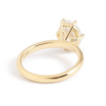 Shooting Star Oval Diamond Ring 756A2693_2483b86d-1f3c-4566-95e9-37e666b407a2