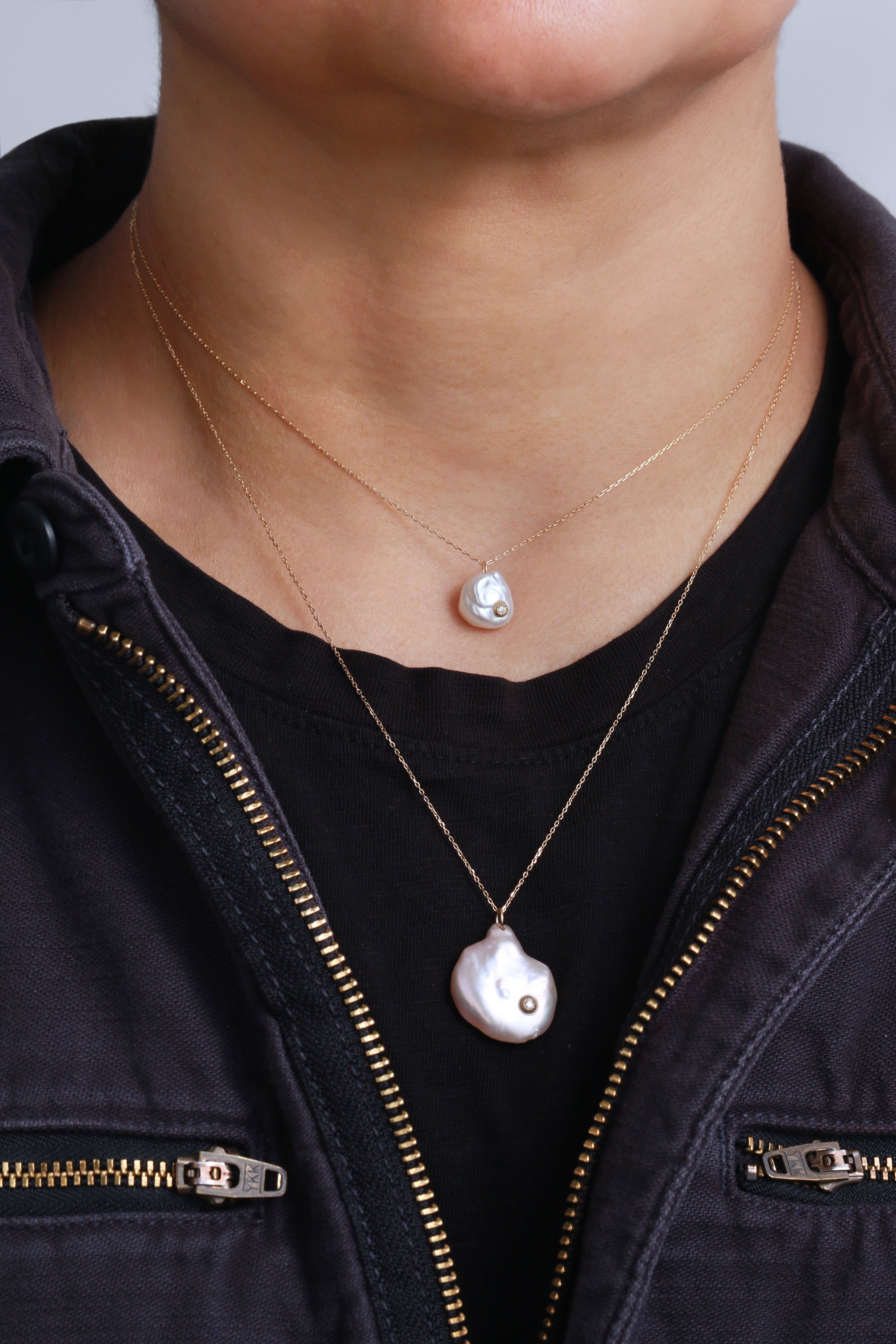 Small Petal Pearl Dia Necklace by Shinkai 756A6445_56eea174-e99e-4971-b5bb-8610a1c1234f