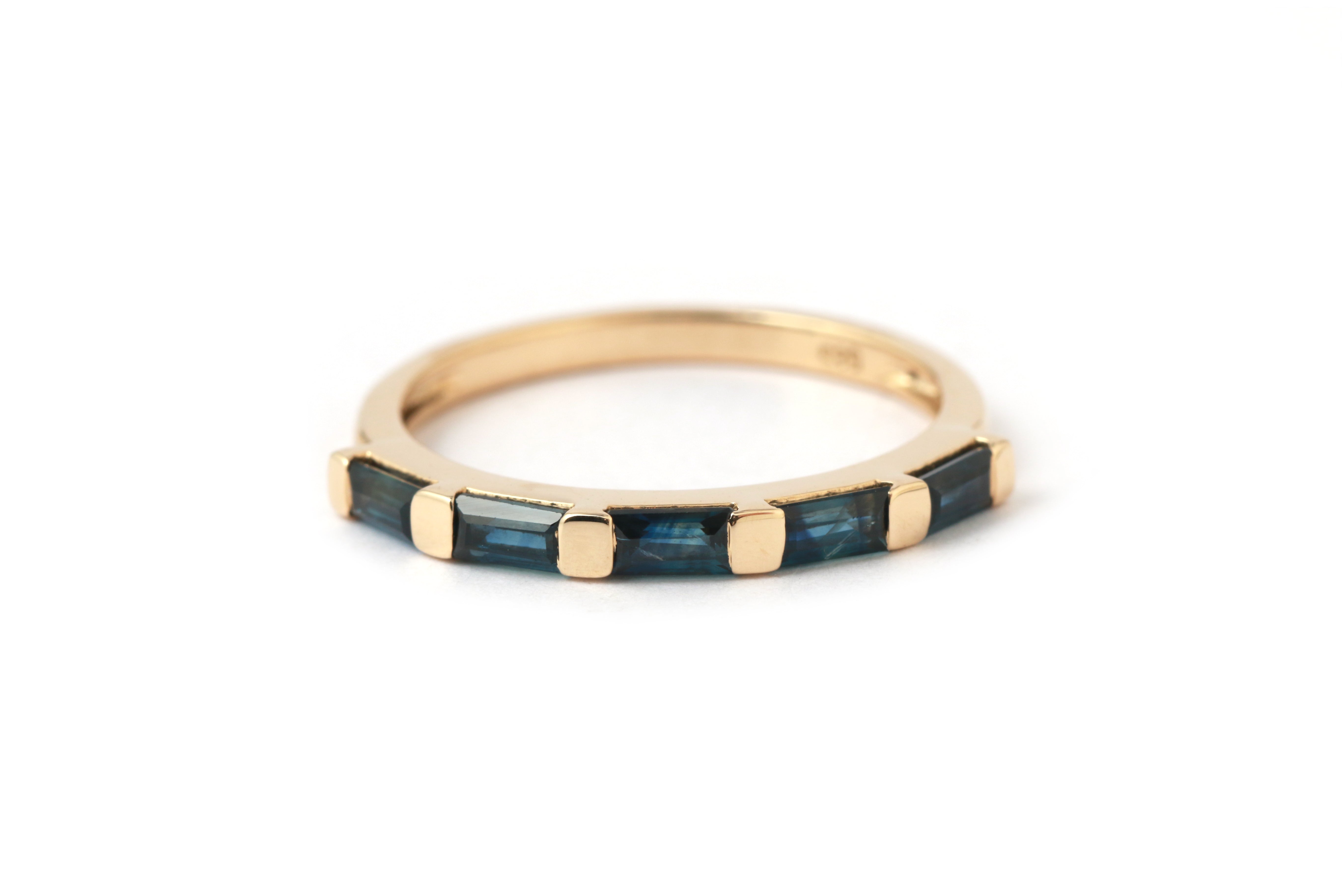 Sapphire Pillar Baguette Ring Stock Ring 756A6766