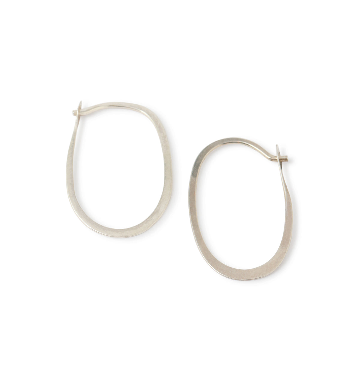 3/4 Inch Oval Hoops Earrings OHS-1