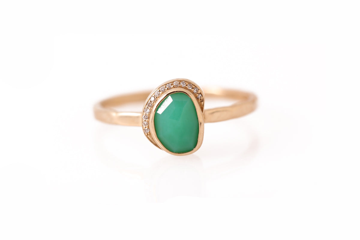 Small Freeform Chrysoprase Diamond Crescent Moon Ring 6 BFCM Stock Ring R1326GCH_copy