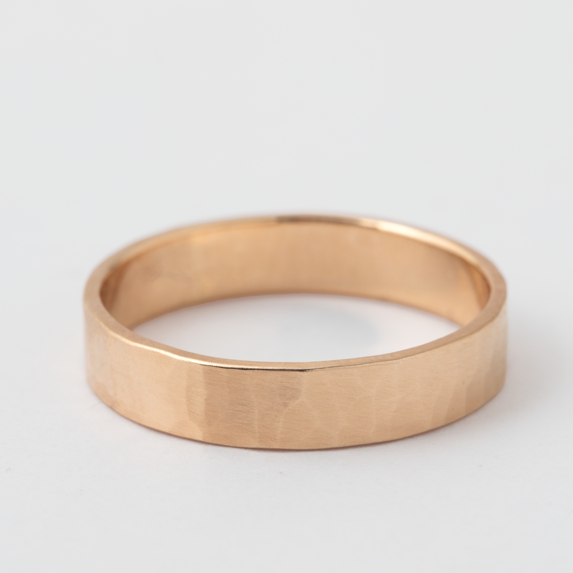 4mm Thin Hammered Solid Band - 18k Rose Gold Default Title HIDDEN eb62eb0433f6649435321de07a3a83bd2ee6895c0c0ee0fa913703d7a66a96d4