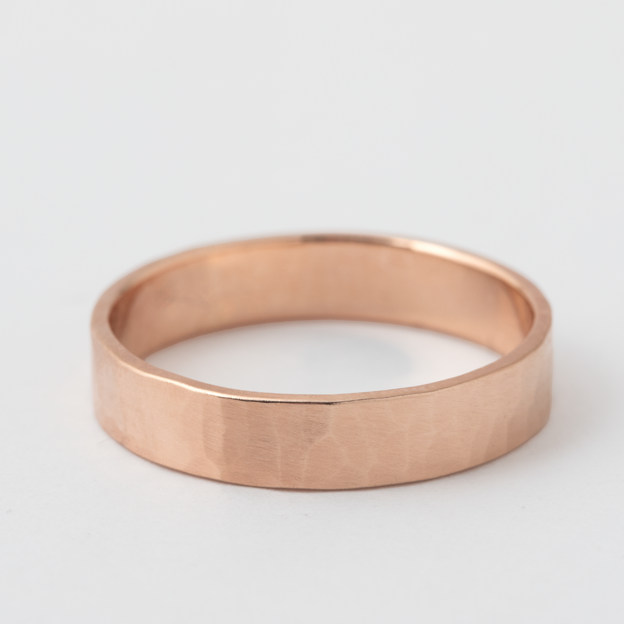 4mm Thin Hammered Solid Band - 14k Rose Gold Default Title HIDDEN f42702522b4ccf6ec25823dc5d8d903a9bda2900f1db2d88a8fa6765b4ba6c12
