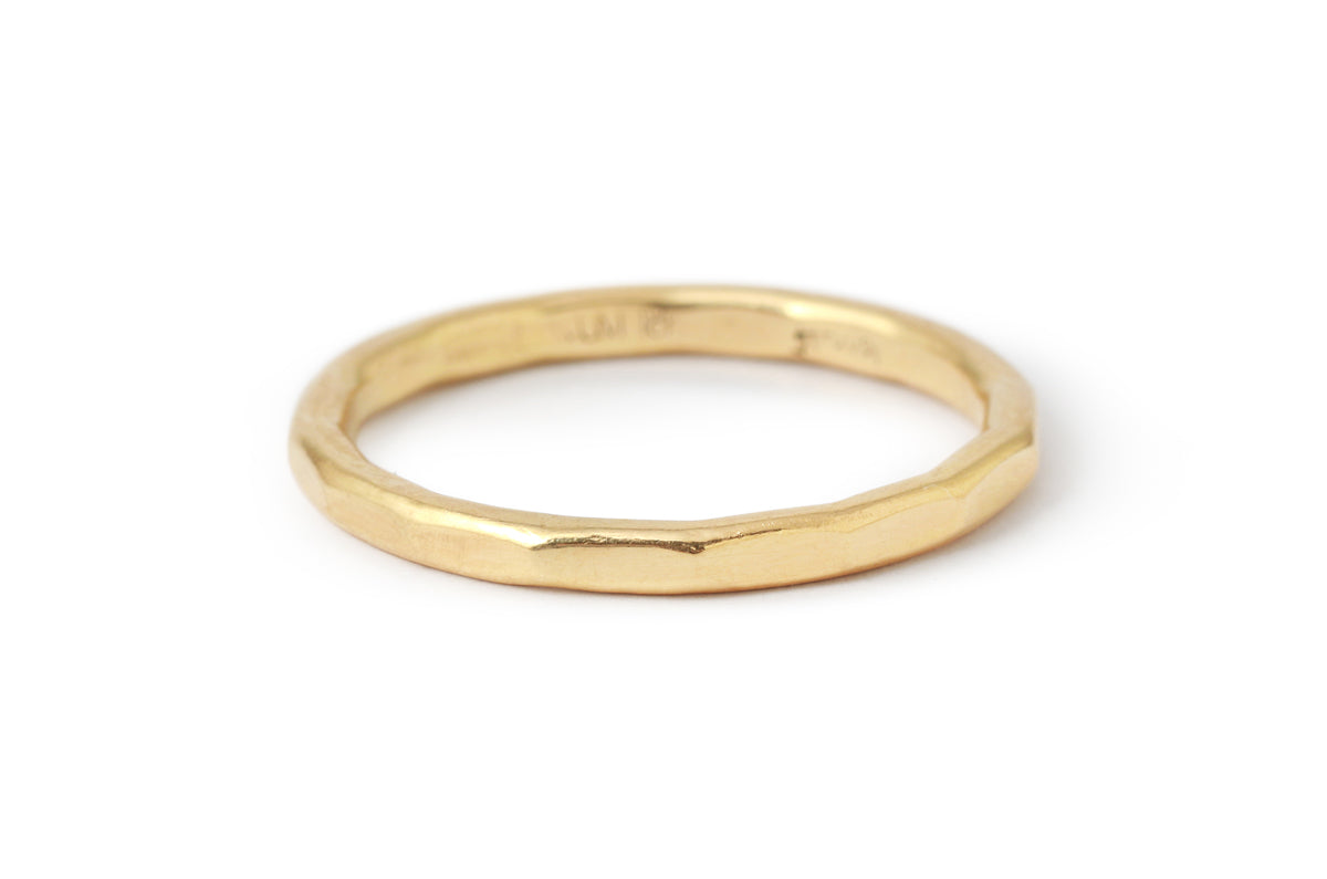 2mm Solid Hammered Band - 18k Yellow Gold Stock Ring r382g-18