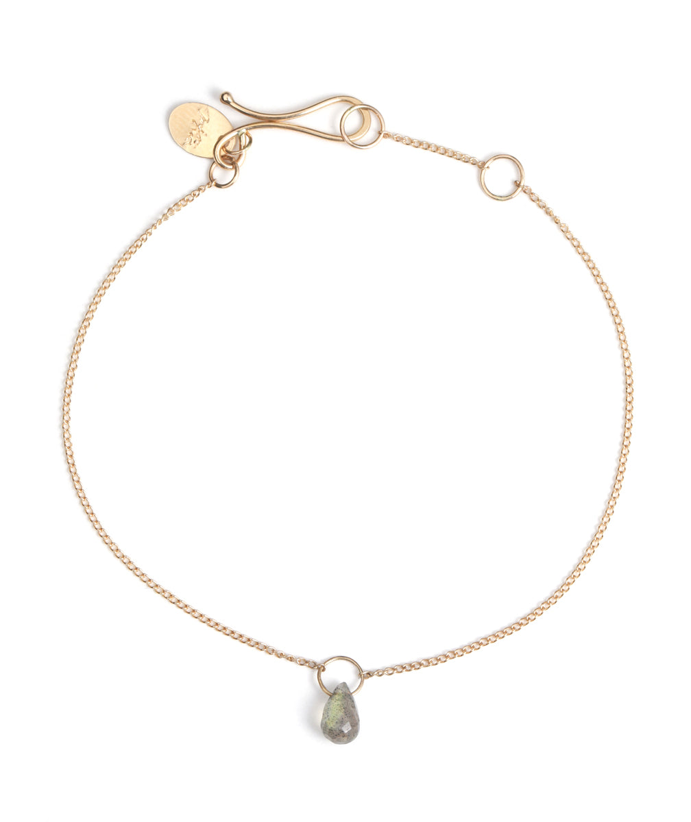 Tiny labradorite chain bracelet Gold Bracelets B920