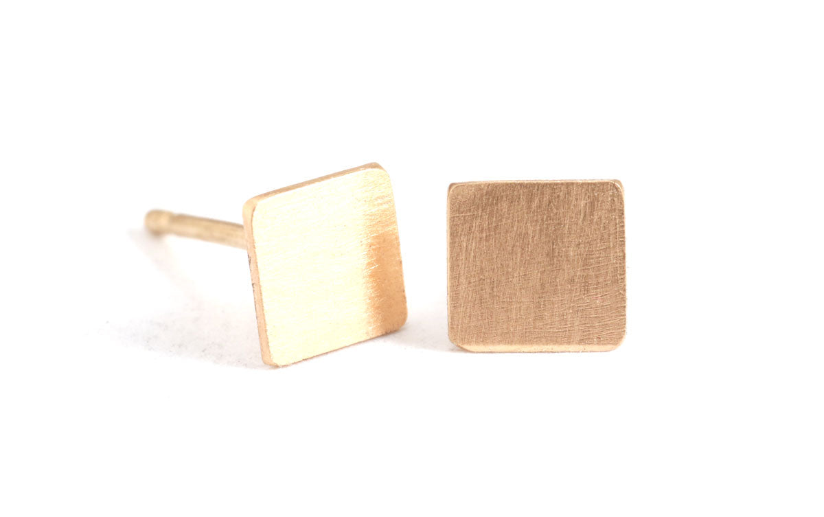 Solid square stud earrings