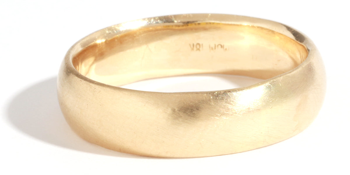 Half Domed Smooth Texture 6mm Band - 18 Karat Yellow Gold Stock Ring r1083g_20c6a70e-ccef-4f6a-8d32-0c27d827764e